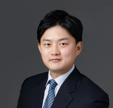 이철희 변호사 사진